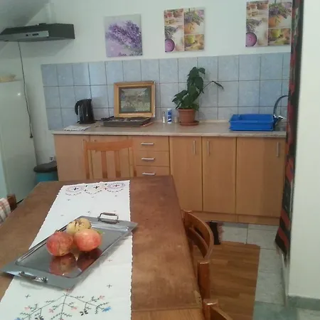 Sanja Guest house 3*