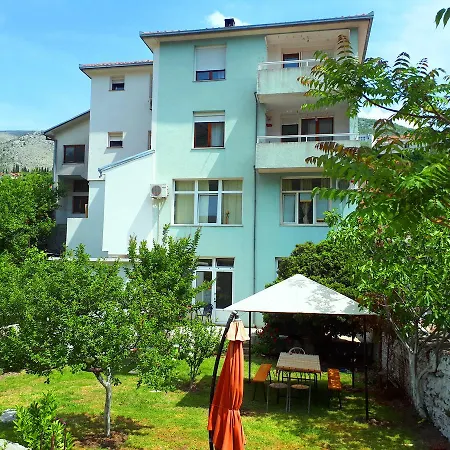 Sanja Guest house 3*