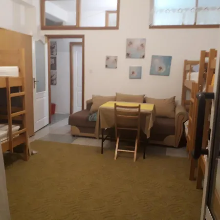 Guest house Sanja 3*