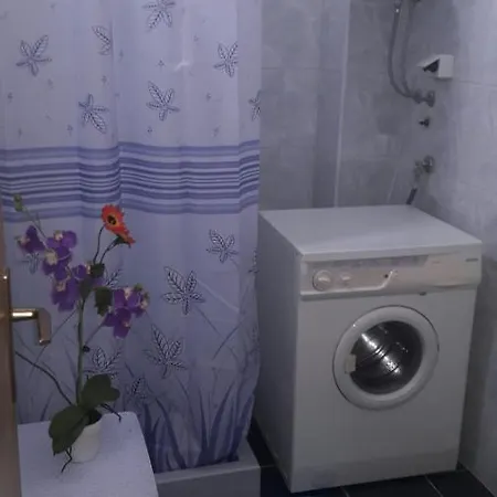 Sanja Guest house